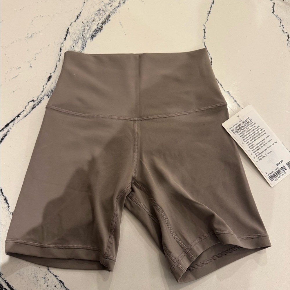 Lululemon Align High-Rise Short 6 inch